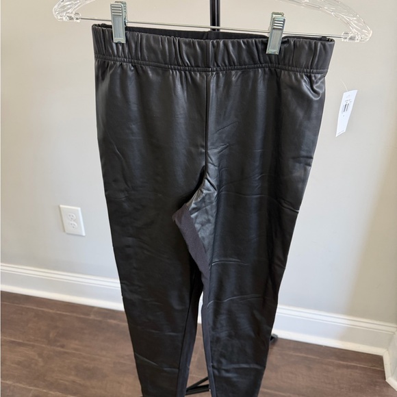 Old Navy Pants - Old Navy Black Faux Leather Leggings